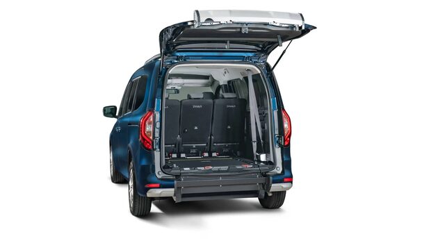 Renault Kangoo bez bariér – sklopná přístupová rampa
