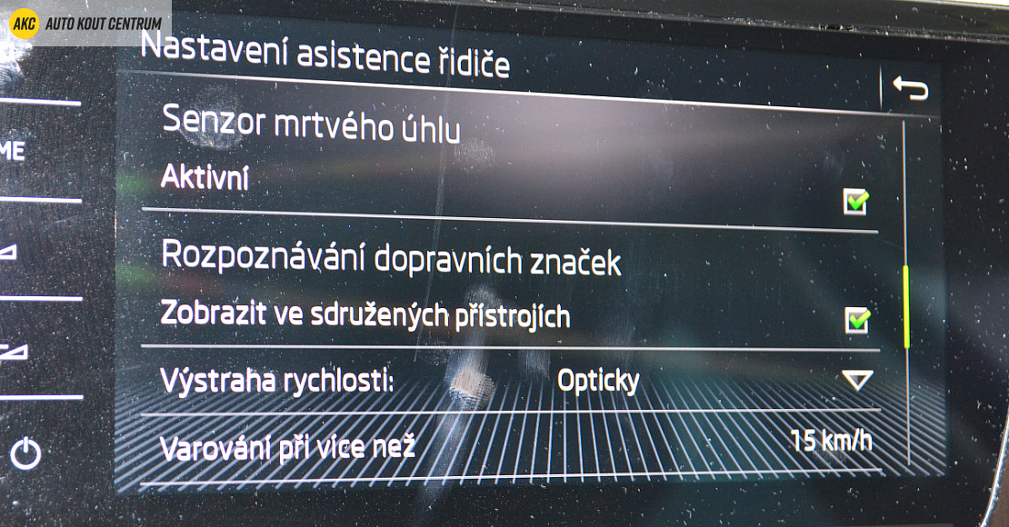 Škoda Superb 2.0TDI-140KW LAURIN+KLEMENT DSG 4x4 PANORAMA