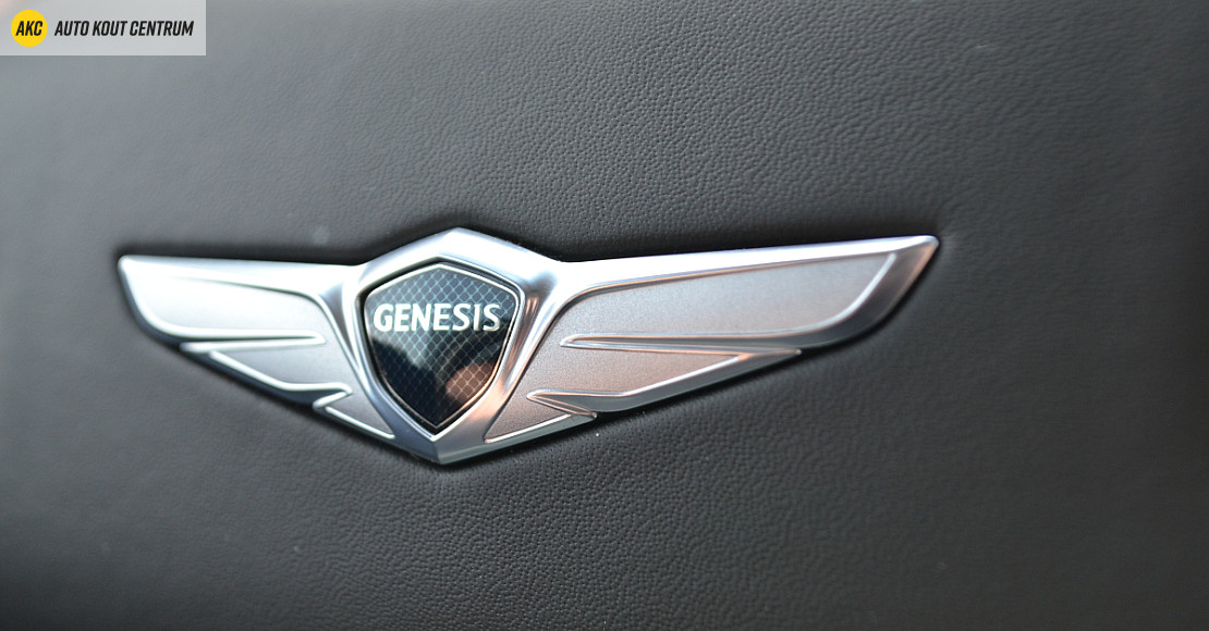 Genesis GV70 2.5T- 224KW  AWD LUXURY, PANORAMA