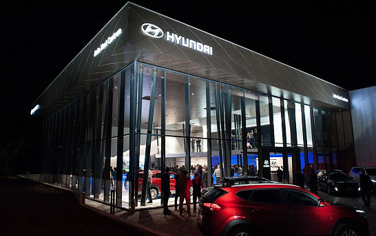 Otevření nového autosalonu Hyundai